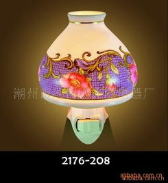 點(diǎn)亮生活，隨心調(diào)節(jié) 美式陶瓷小夜燈與手持扇的實(shí)用與裝飾美學(xué)